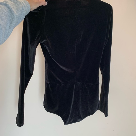 Reformation Avalon velvet bodysuit - Picture 2 of 5
